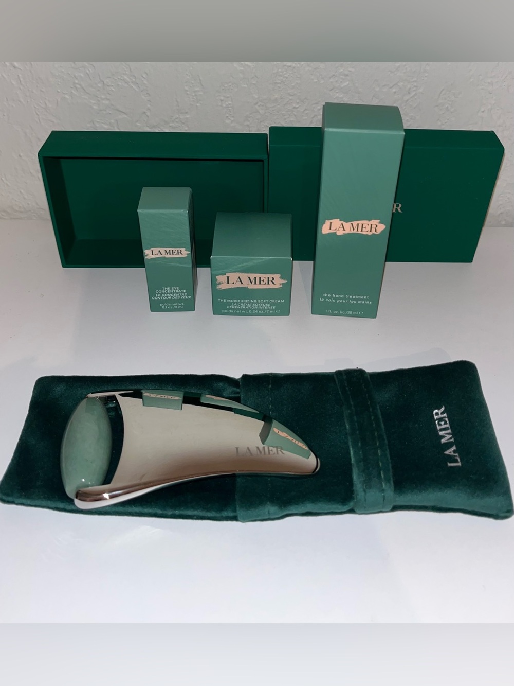 La Mer Bundle w/ Gua Sha Tool